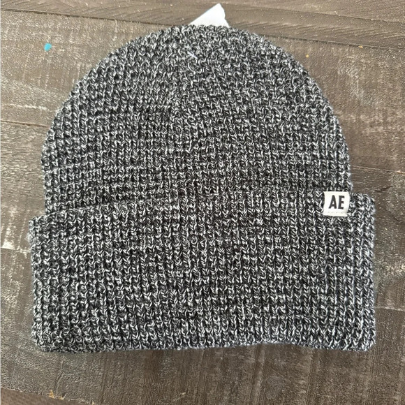 AMERICAN EAGLE NWT Marled Black/Gray/White Folded Band Beanie O/S - Picture 1 of 5